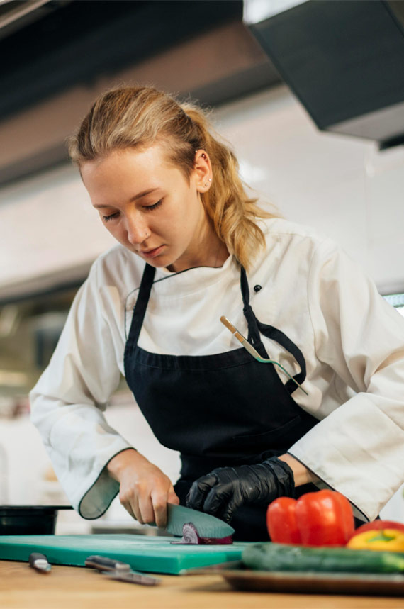 bts management en hotellerie restauration MHR formation initiale enseignement superieur notre dame la riche a tours 37 indre et loire inscription en ligne parcoursup